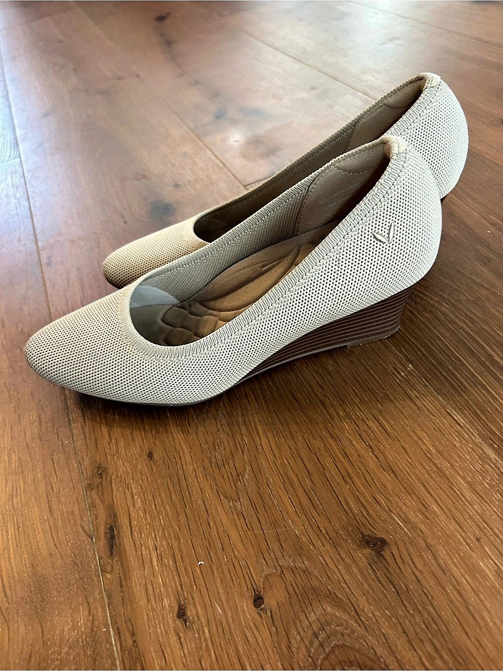 VIVAIA Aria Wedge Knit Pumps, Cream, EU 35.5 (6.5 US)